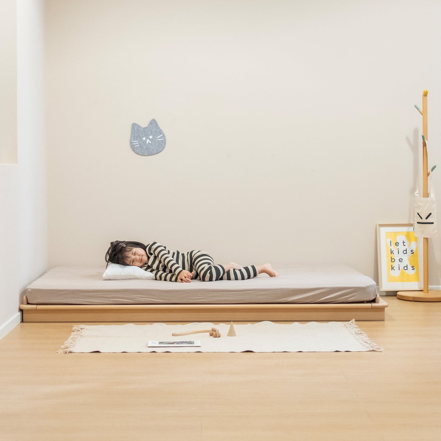 Building Blocks Modular Montessori Floor Bed